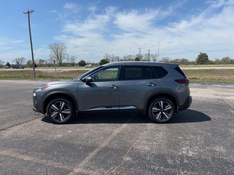 Used 2023 Nissan Rogue SL w/ SL Premium Package video 2