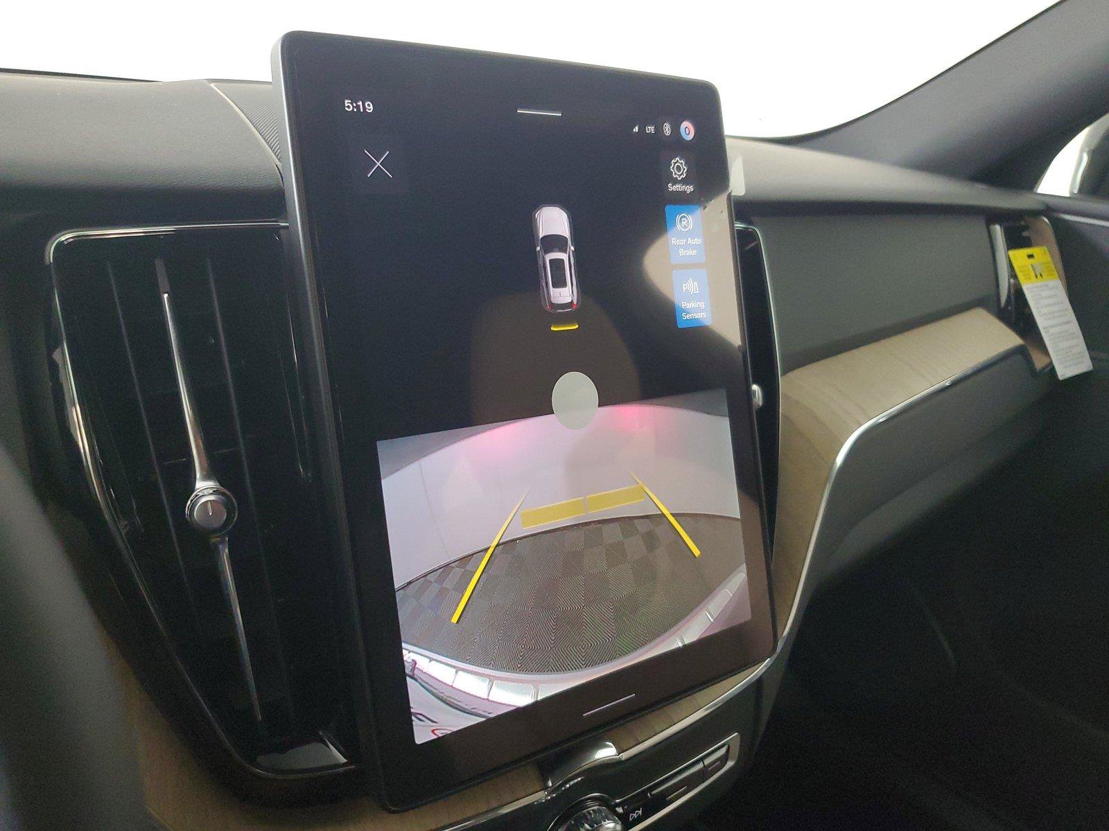 New 2027 Volvo XC60 B5 Core AWD/4WD image 29