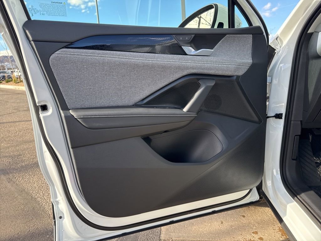 New 2026 Volkswagen Tiguan S image 10