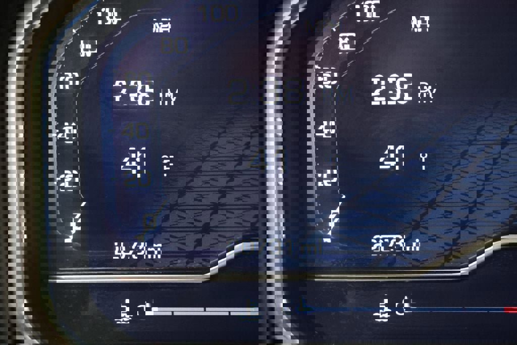 Used 2024 GMC Sierra 2500 Denali Ultimate image 30