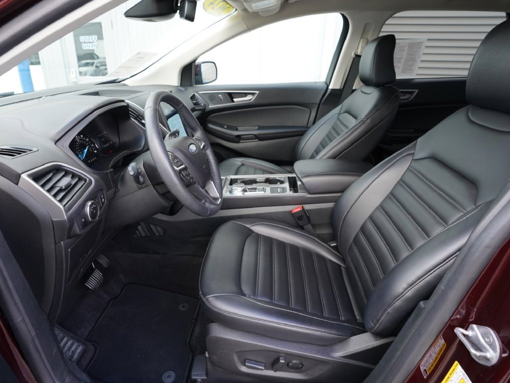 Certified 2024 Ford Edge SEL w/ Convenience Package AWD/4WD image 13