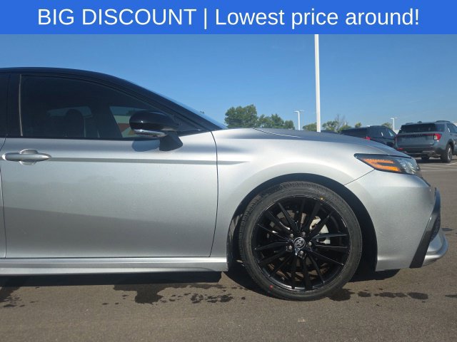 Used 2023 Toyota Camry XSE w/ Navigation Package FWD image 5