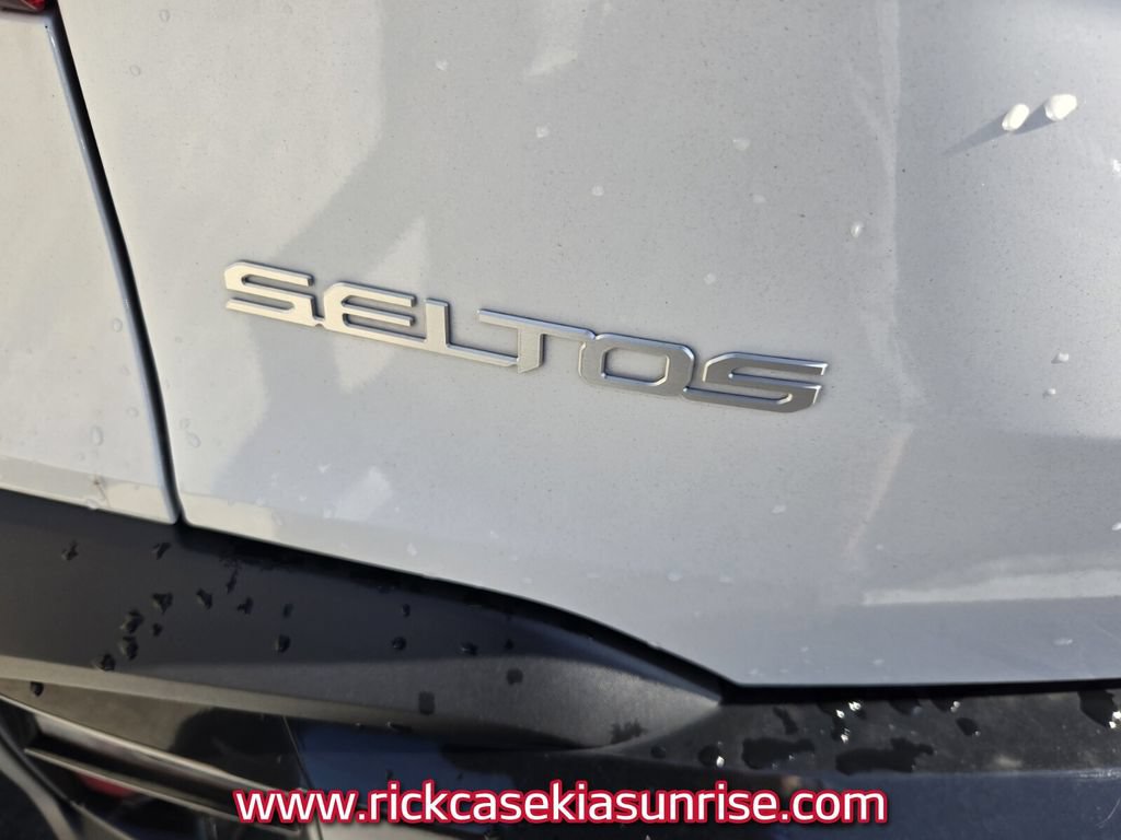 Used 2024 Kia Seltos SX w/ SX Sunroof Package AWD/4WD image 8