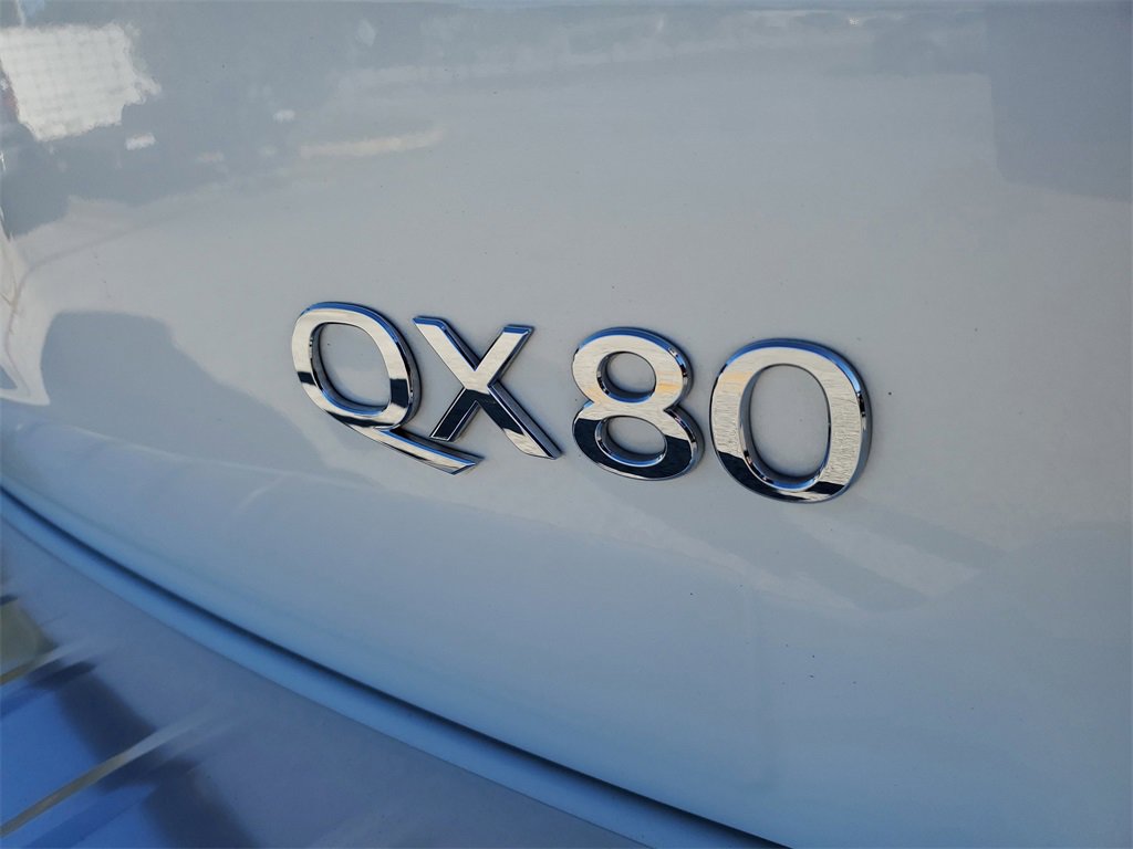 Used 2022 INFINITI QX80 Luxe w/ Cargo Package image 7