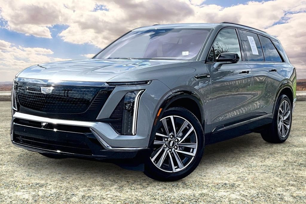Certified 2026 Cadillac Vistiq Premium Luxury w/ LPO, Floor Liner Package AWD/4WD image 3