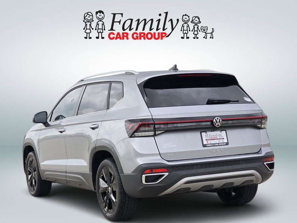 Used 2025 Volkswagen Taos SE FWD image 3