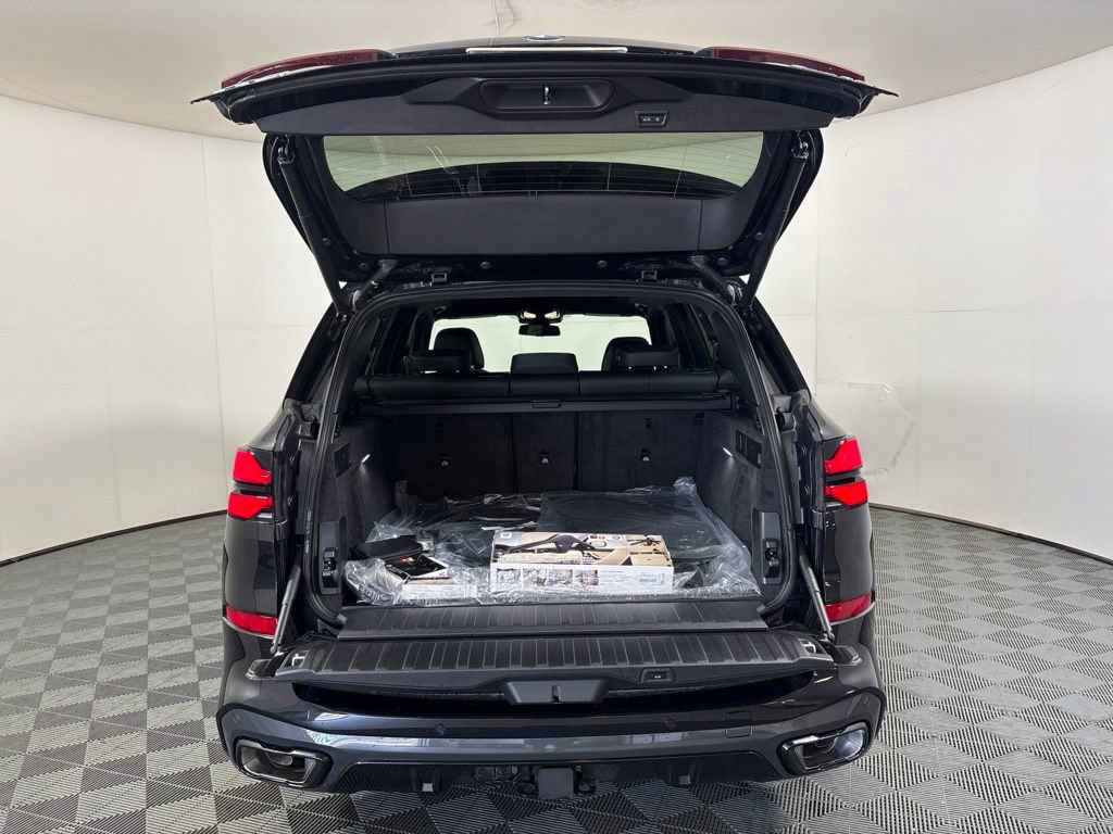 New 2026 BMW X5 xDrive40i w/ M Sport Package AWD/4WD image 34