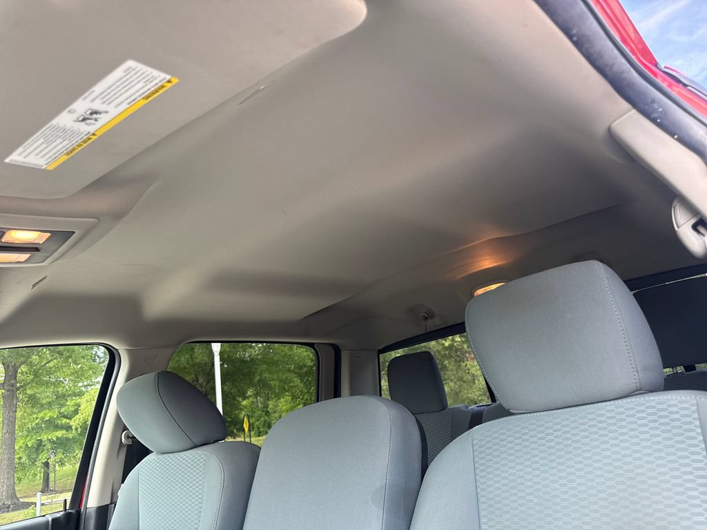 Used 2019 RAM 1500 Classic SLT AWD/4WD image 30