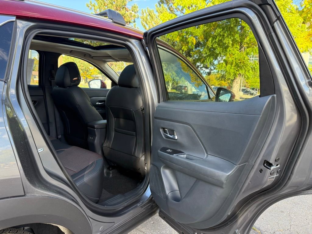 New 2026 Nissan Kicks SR w/ SR Premium Package image 21