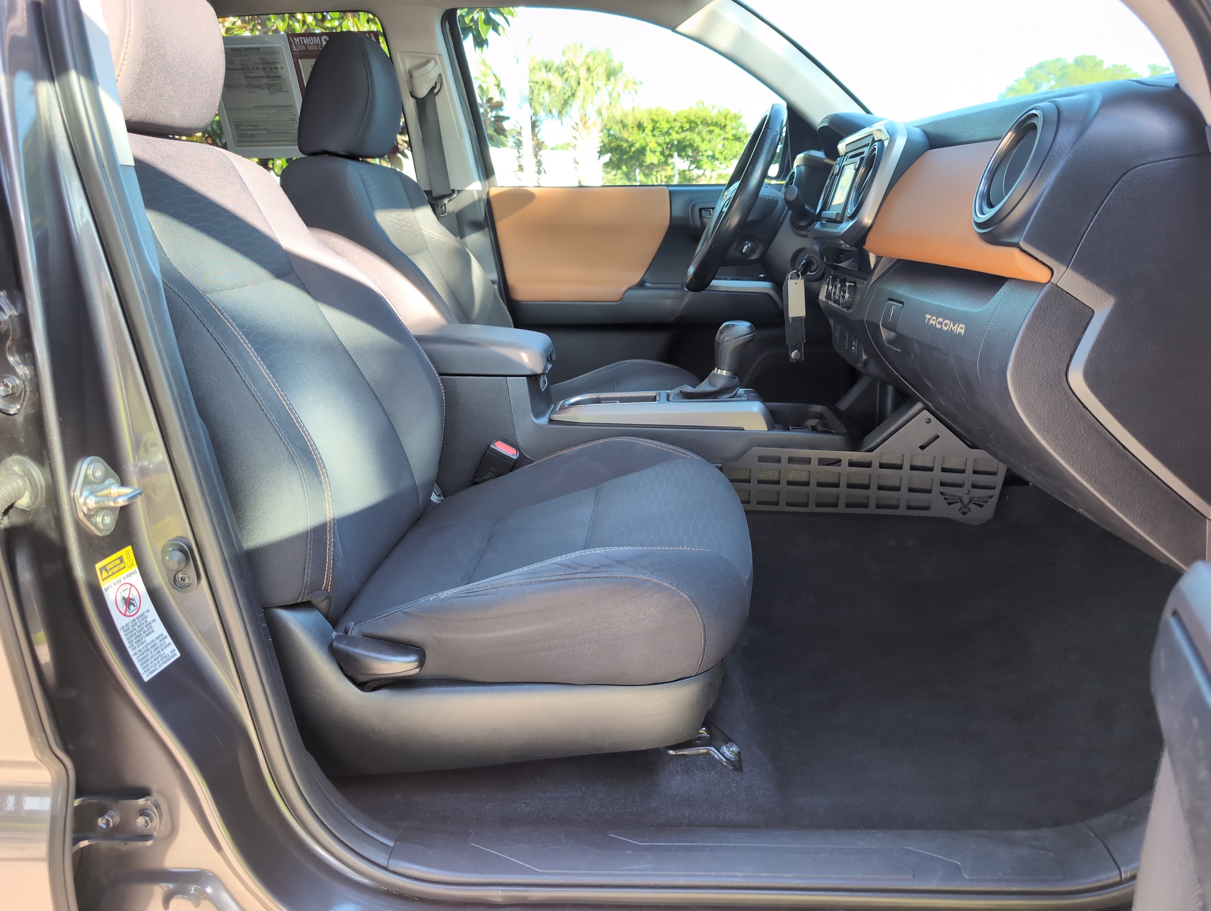 Used 2016 Toyota Tacoma SR5 w/ Towing Package RWD image 31
