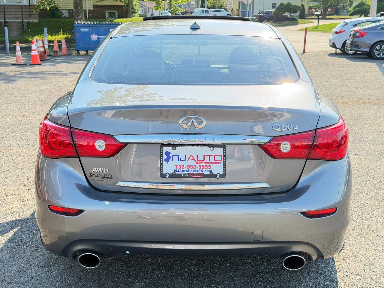 Used 2014 INFINITI Q50 AWD w/ Moonroof Package image 5