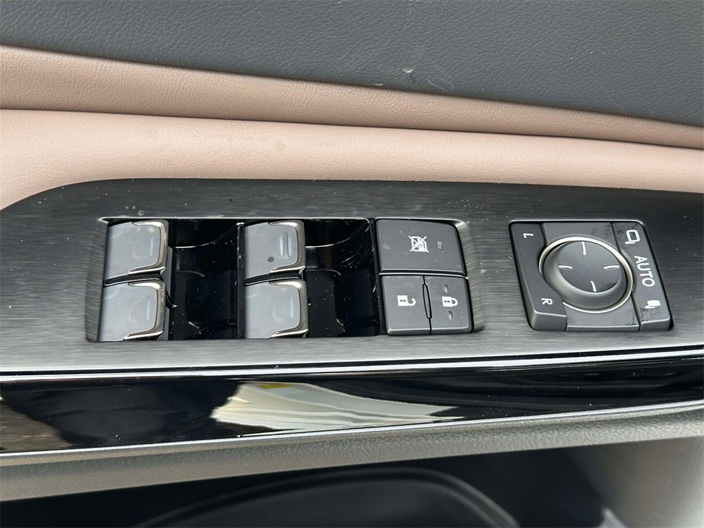 New 2025 Lexus ES 350 350 image 17