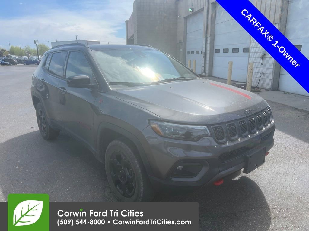 Used 2023 Jeep Compass Trailhawk w/ Trailhawk Elite Group image 4