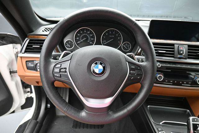 Used 2016 BMW 428i xDrive Convertible AWD/4WD image 15