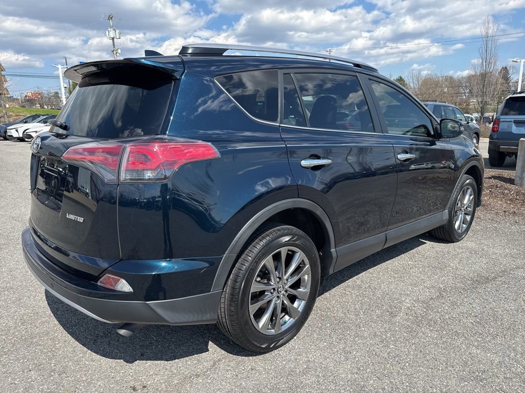 Used 2018 Toyota RAV4 Limited FWD image 5