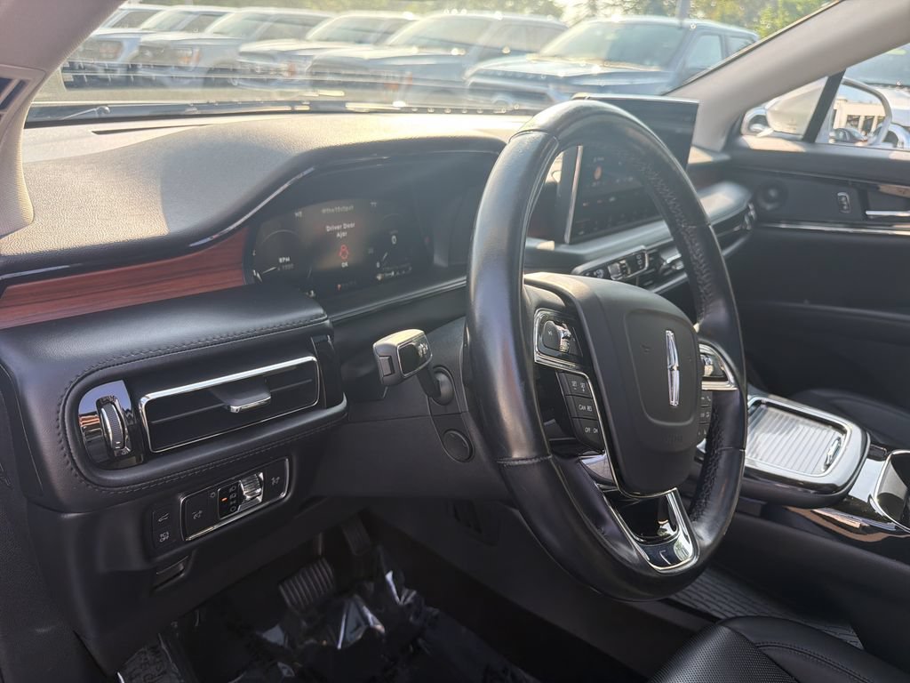 Certified 2022 Lincoln Nautilus Reserve AWD/4WD image 22