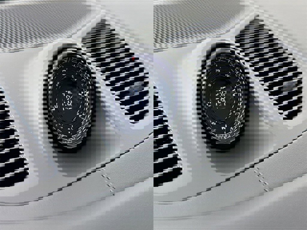 New 2026 Porsche Cayenne S image 19