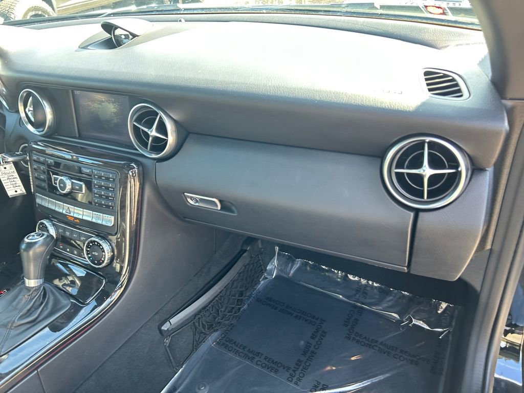 Used 2016 Mercedes-Benz SLK 350 image 26