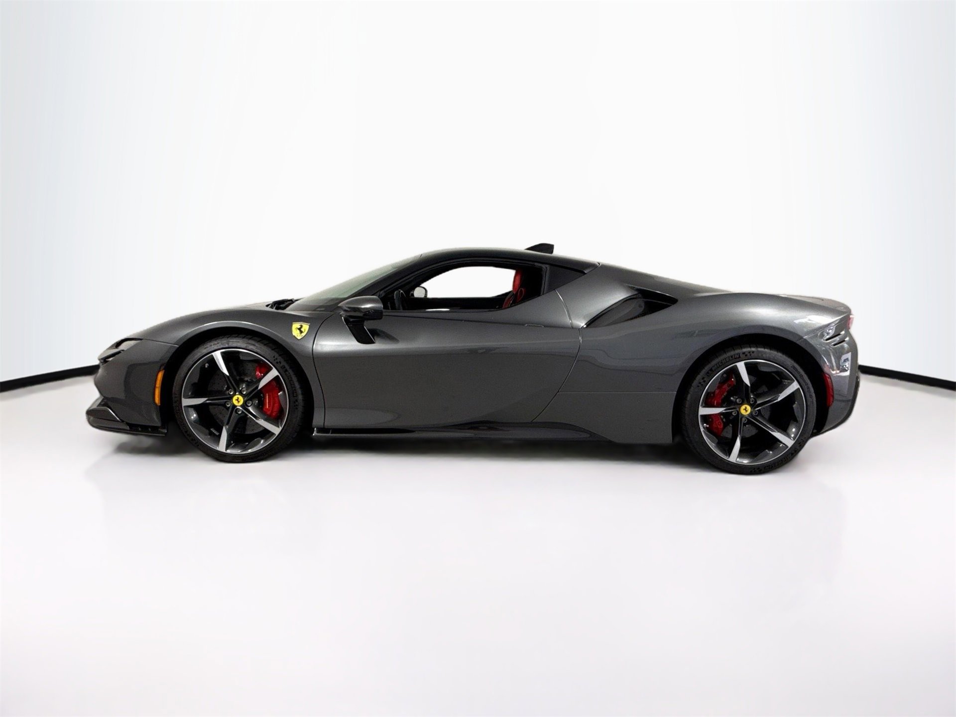 Certified 2023 Ferrari SF90 Stradale image 4