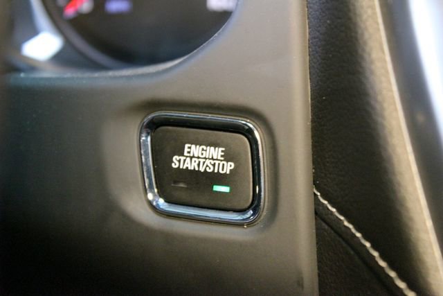 Used 2023 GMC Acadia SLE FWD image 26