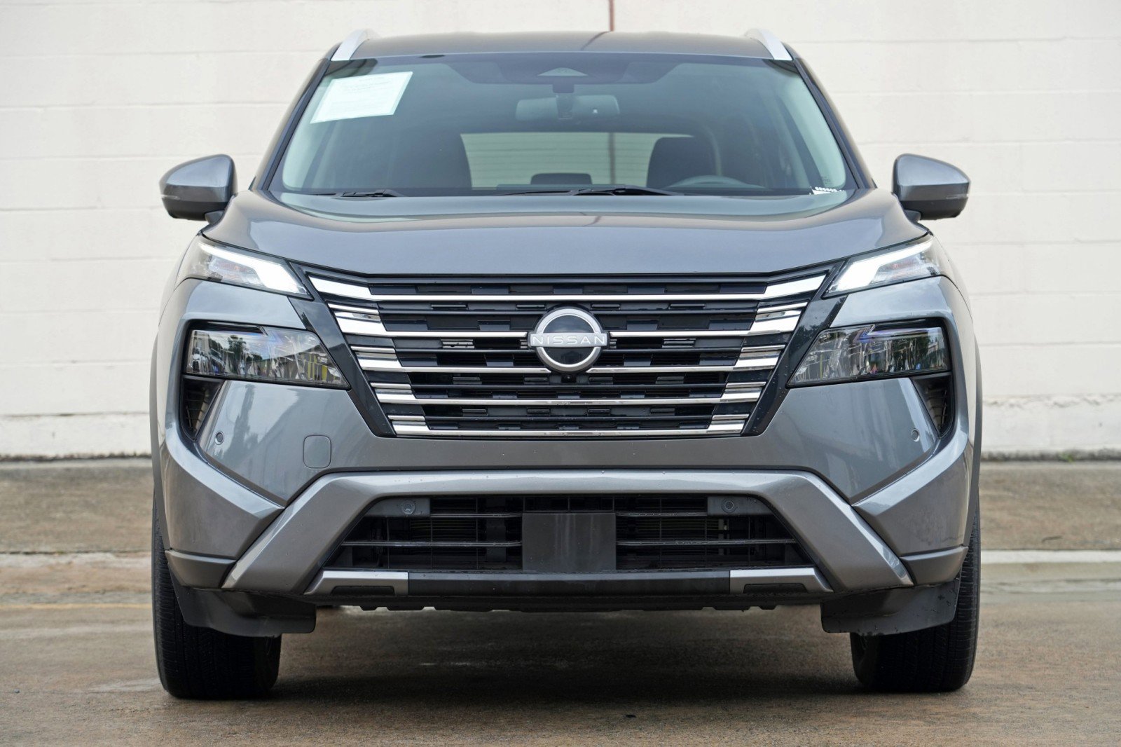 Used 2024 Nissan Rogue SL FWD image 6