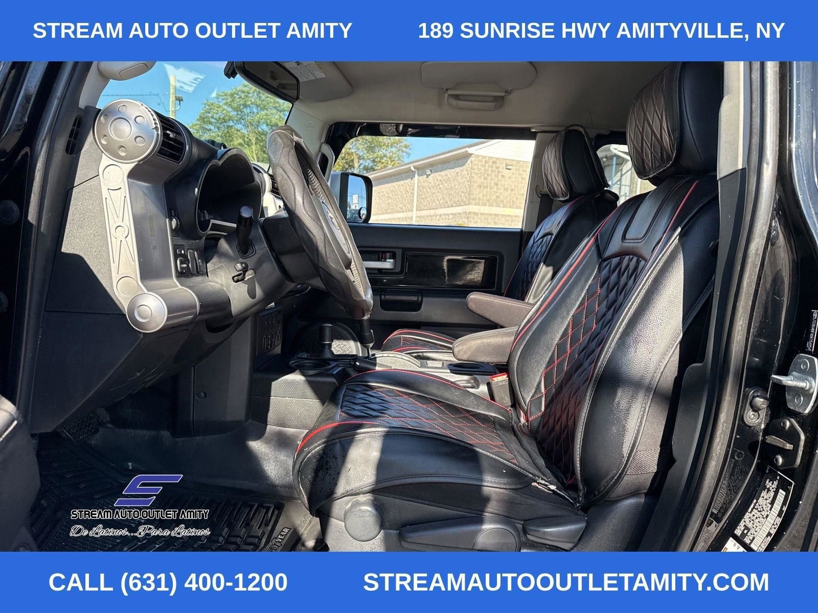 Used 2013 Toyota FJ Cruiser 4WD image 18