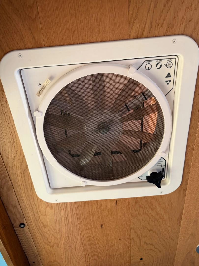 Used 2020 Mercedes-Benz Sprinter 2500 image 35