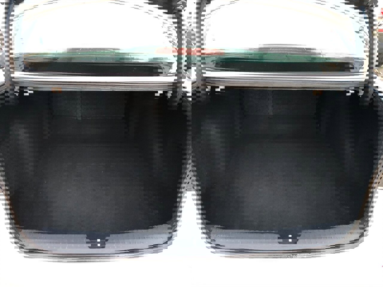 Used 2019 Kia Optima LX image 8