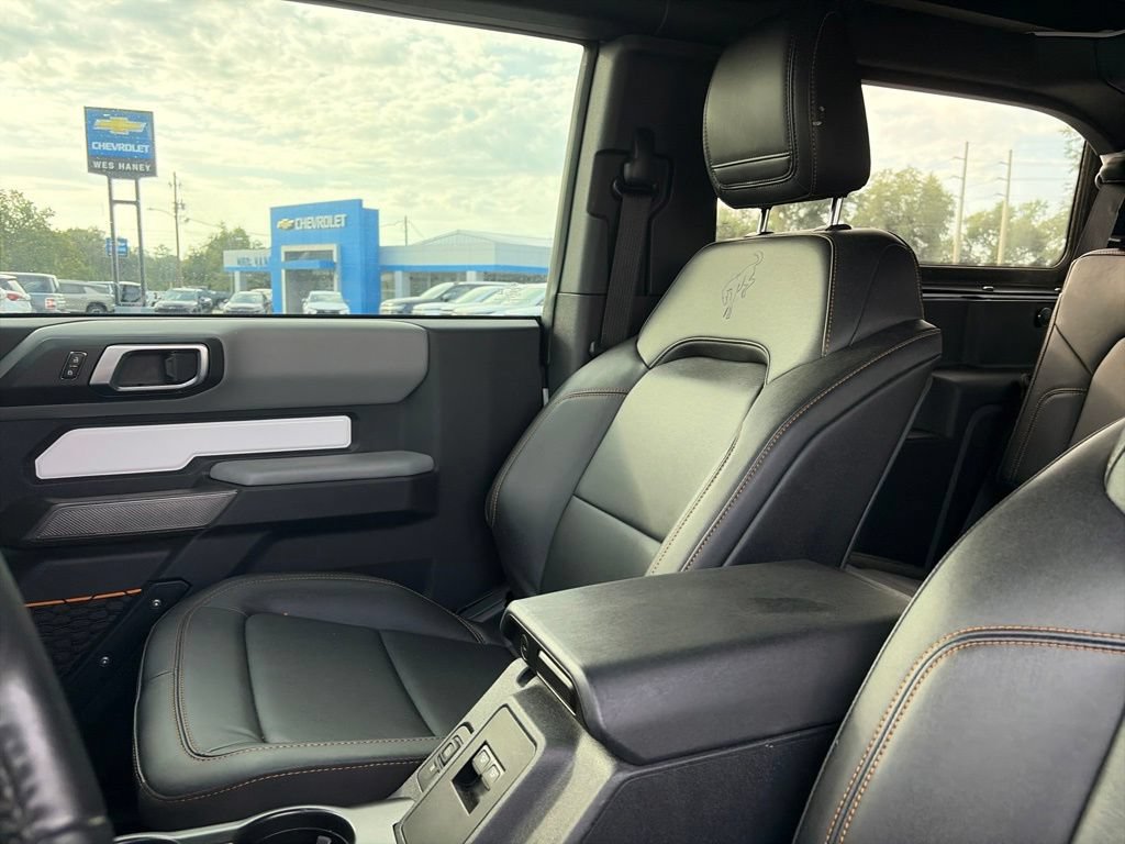 Used 2023 Ford Bronco Badlands w/ Sasquatch Package AWD/4WD image 21