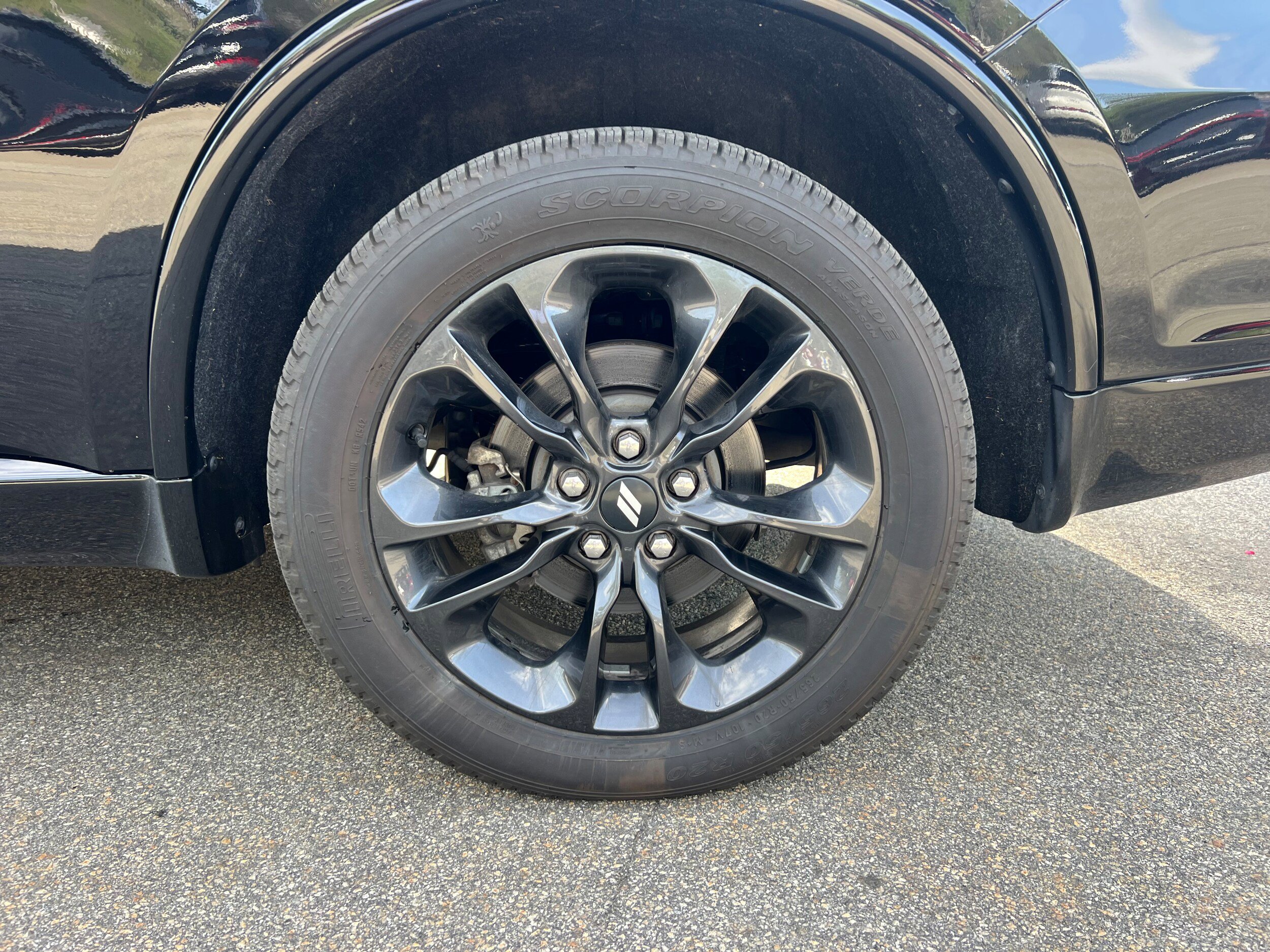 Used 2025 Dodge Durango GT AWD/4WD image 9