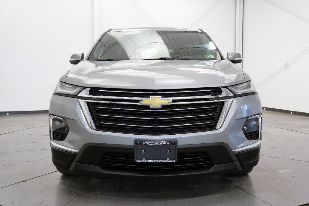 Used 2023 Chevrolet Traverse LT w/ LPO, Floor Liner Package AWD/4WD image 3