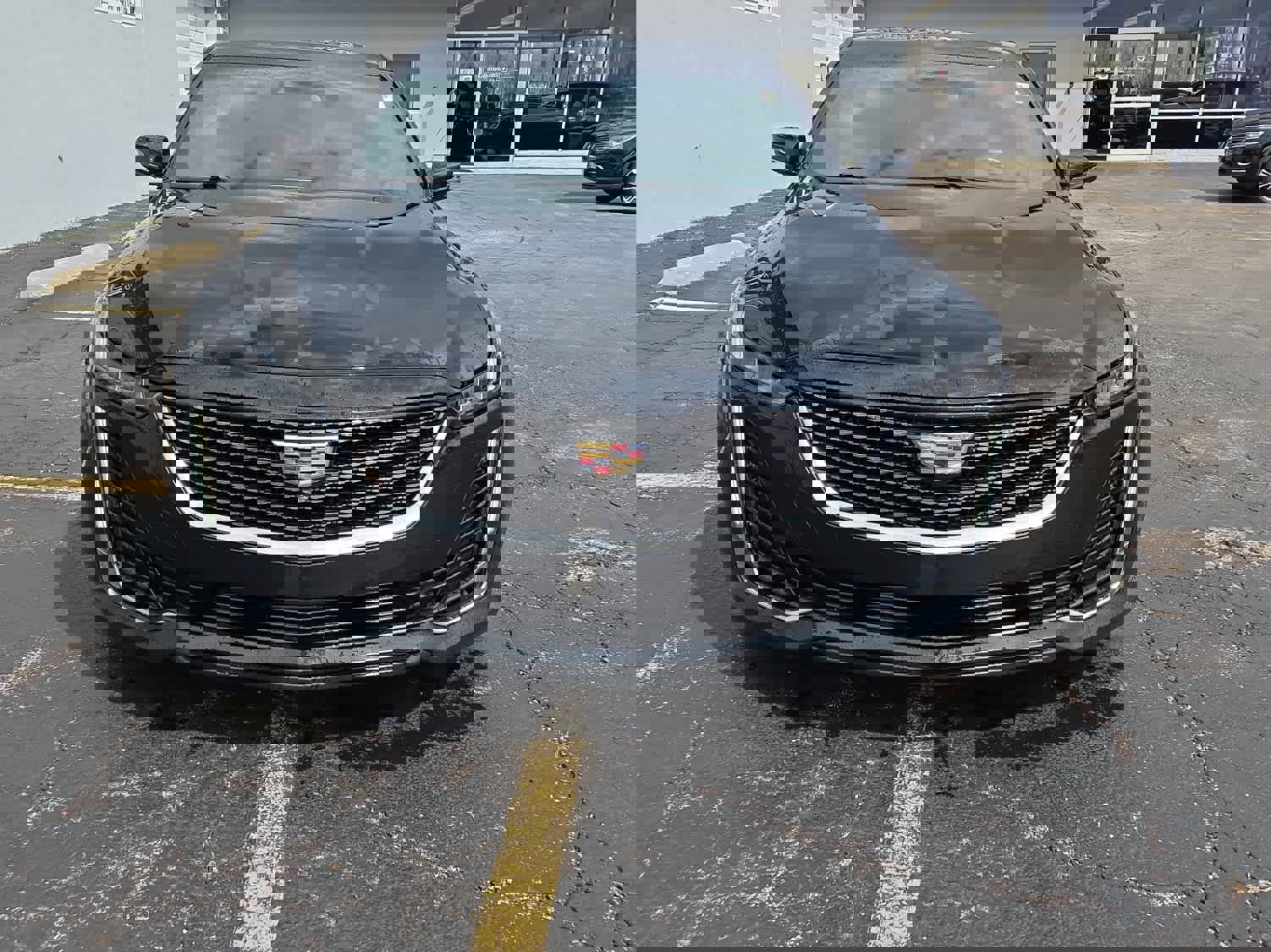 Used 2023 Cadillac CT5 Luxury w/ Sun And Sound Package image 2