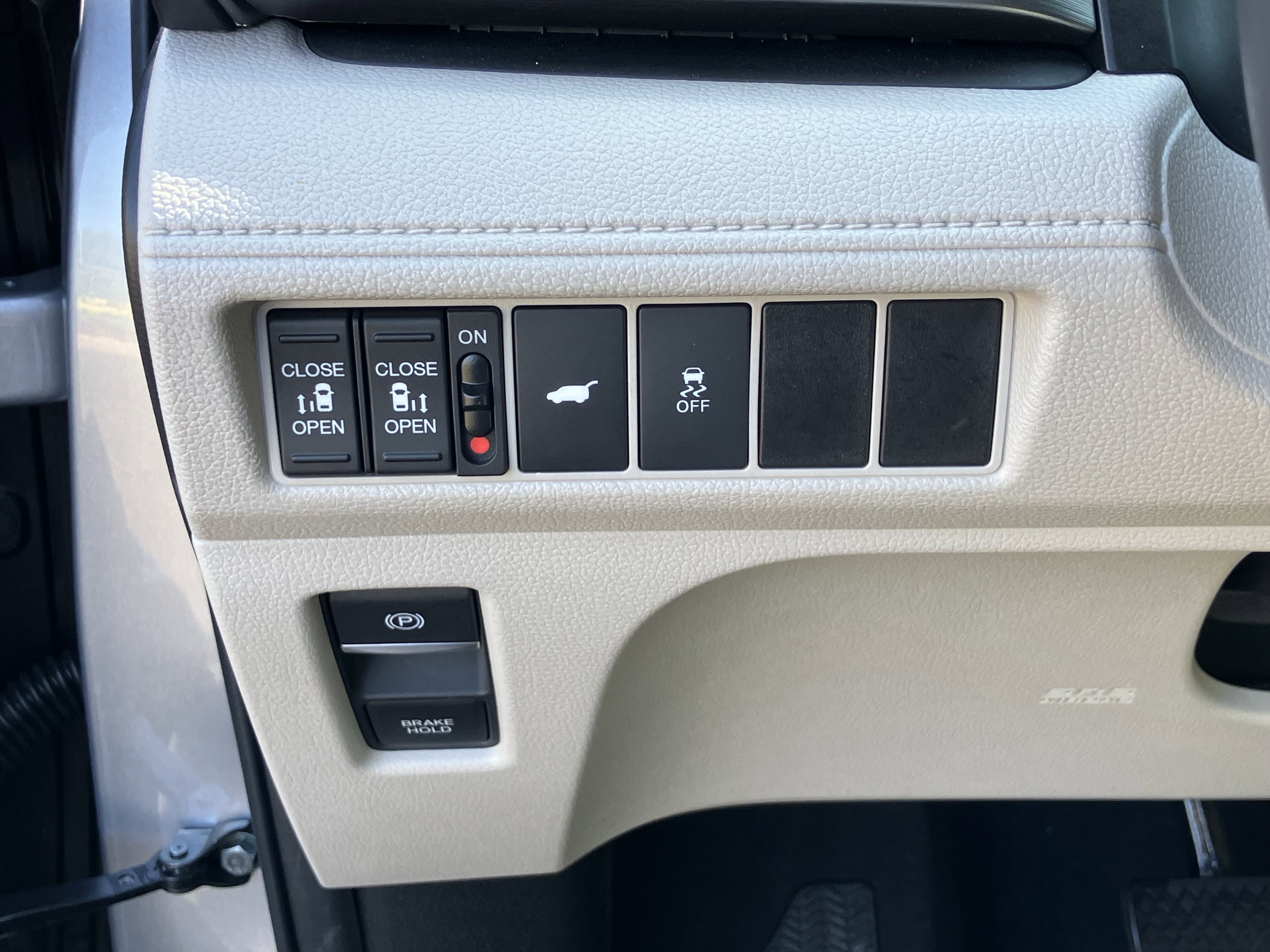 Certified 2026 Honda Odyssey EX-L image 19