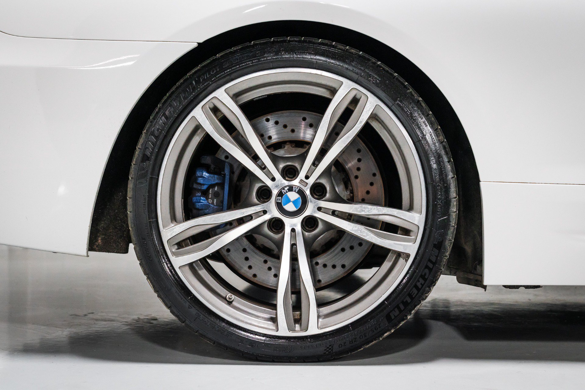 Used 2013 BMW M6 Convertible RWD image 11