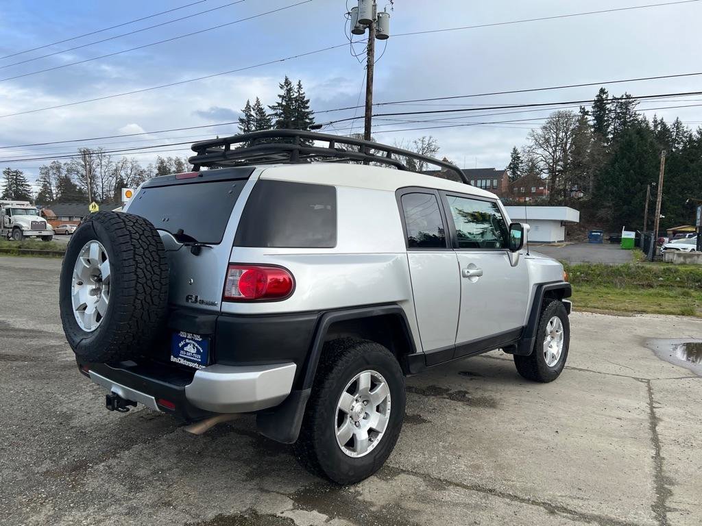 Used 2008 Toyota FJ Cruiser 4WD image 30