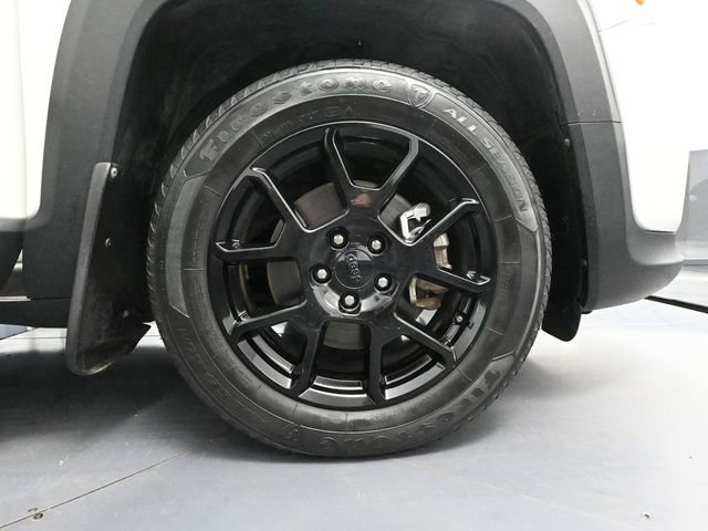 Used 2020 Jeep Renegade Altitude image 17