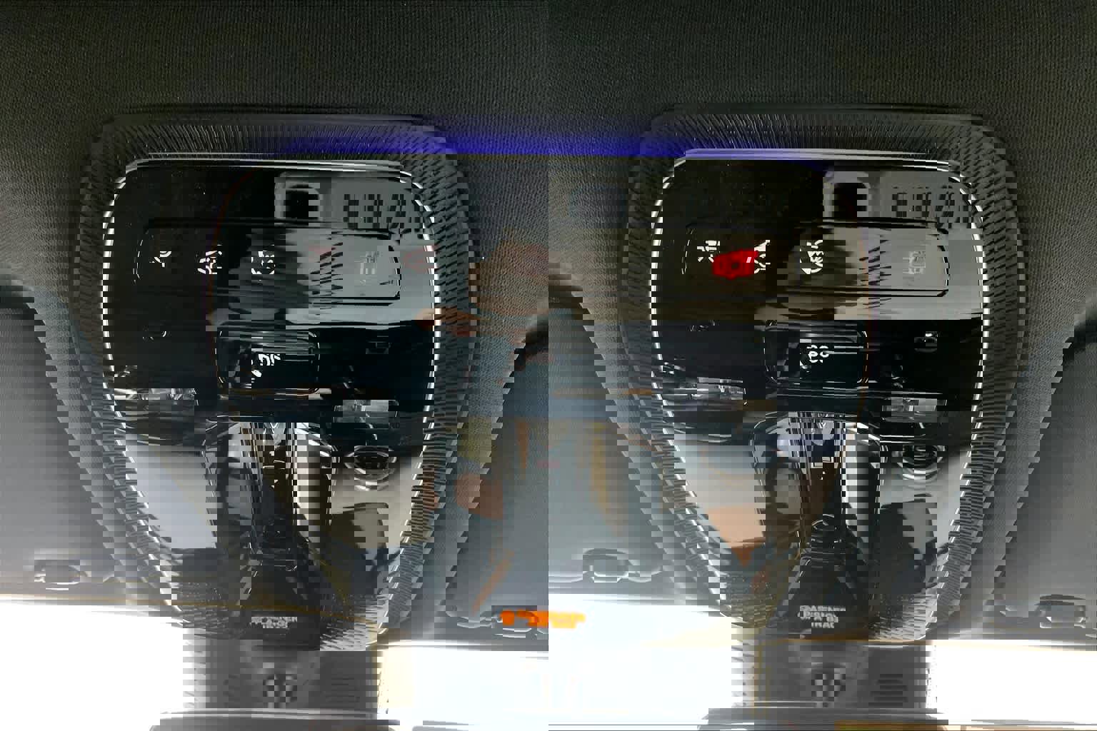 Used 2025 Mercedes-Benz GLC 300 image 25