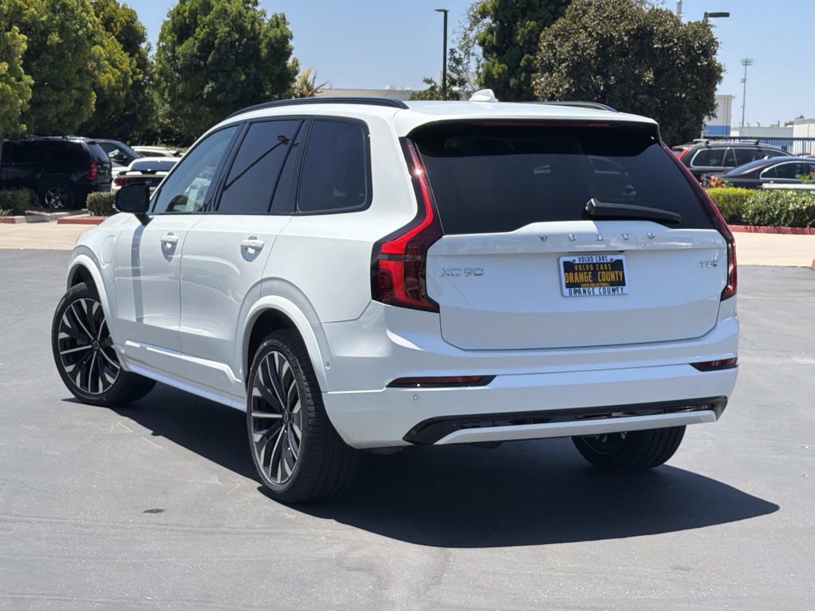 New 2026 Volvo XC90 T8 Ultra w/ Lounge Package AWD/4WD image 5
