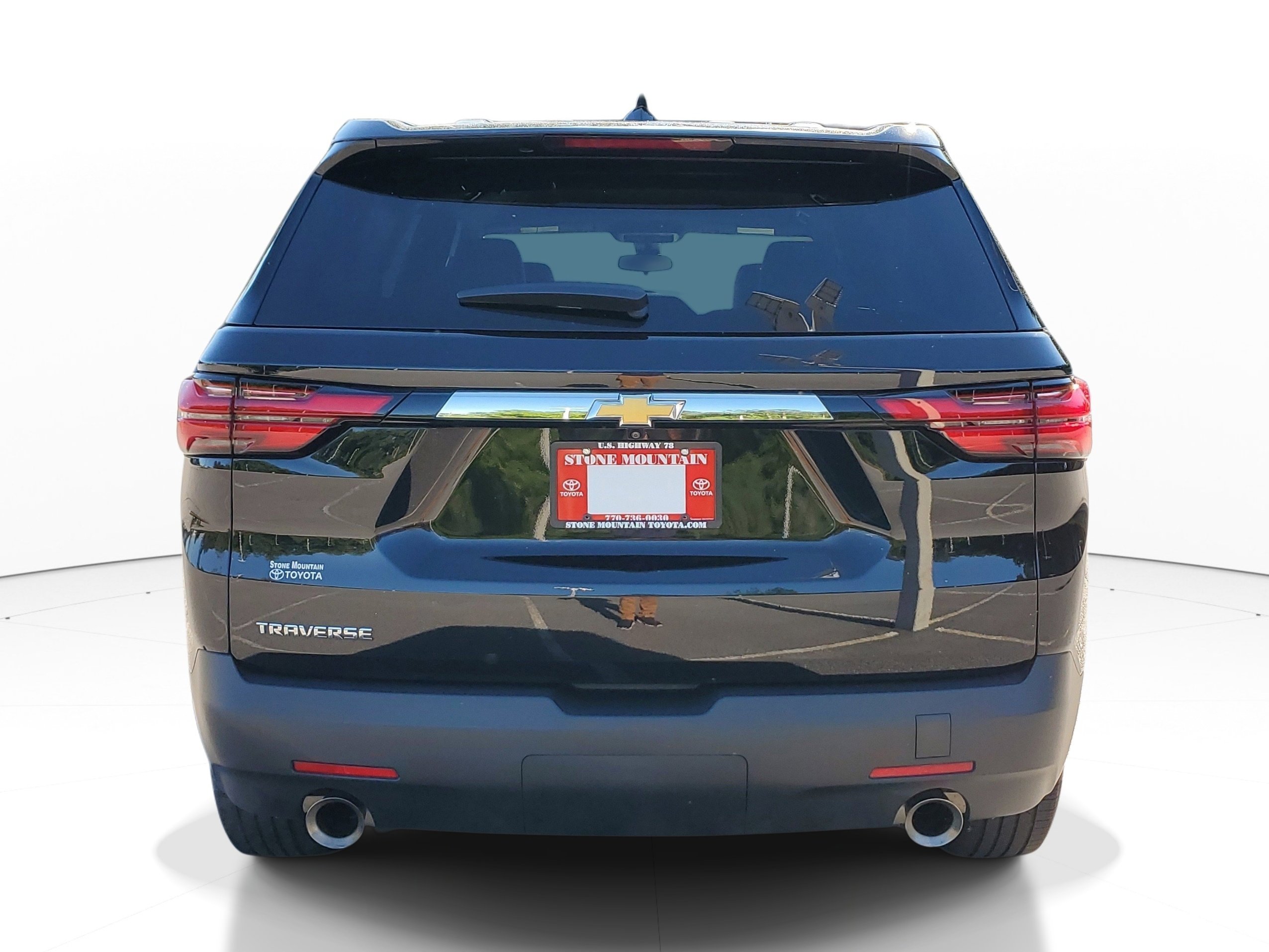 Used 2023 Chevrolet Traverse LS FWD image 5