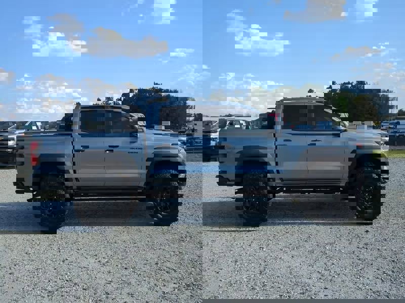 New 2026 Chevrolet Colorado ZR2 w/ ZR2 Bison Edition