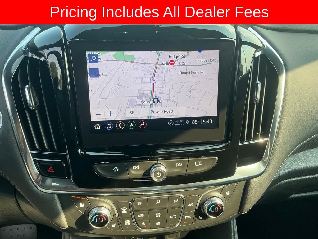 Used 2023 Chevrolet Traverse Premier FWD image 12