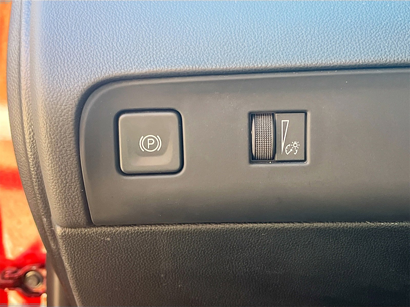 Used 2024 Buick Enclave Essence w/ Experience Buick Package image 10