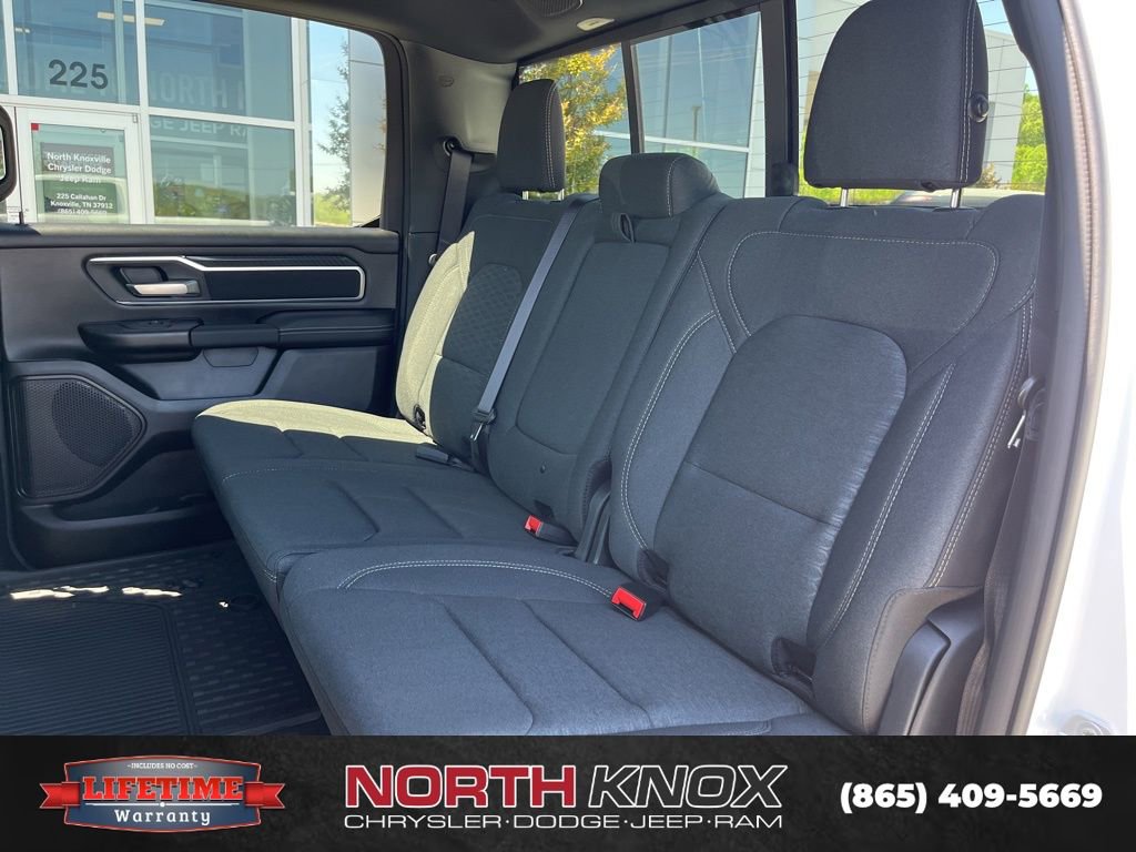 New 2026 RAM 1500 Big Horn AWD/4WD image 13