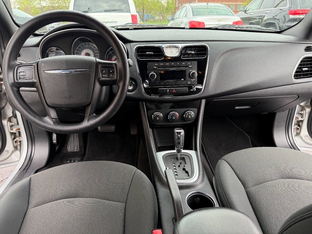Used 2011 Chrysler 200 LX FWD image 14