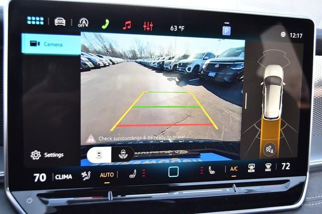 New 2026 Volkswagen Tiguan SE R-Line image 13