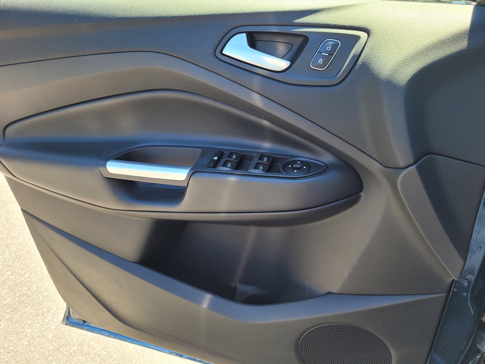 Used 2018 Ford Escape SE AWD/4WD image 23