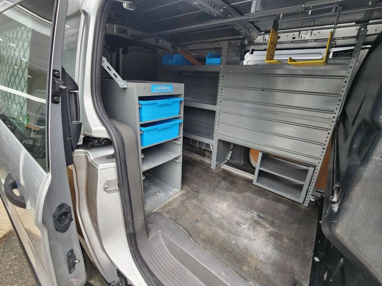 Used 2019 Ford Transit Connect XLT FWD image 10