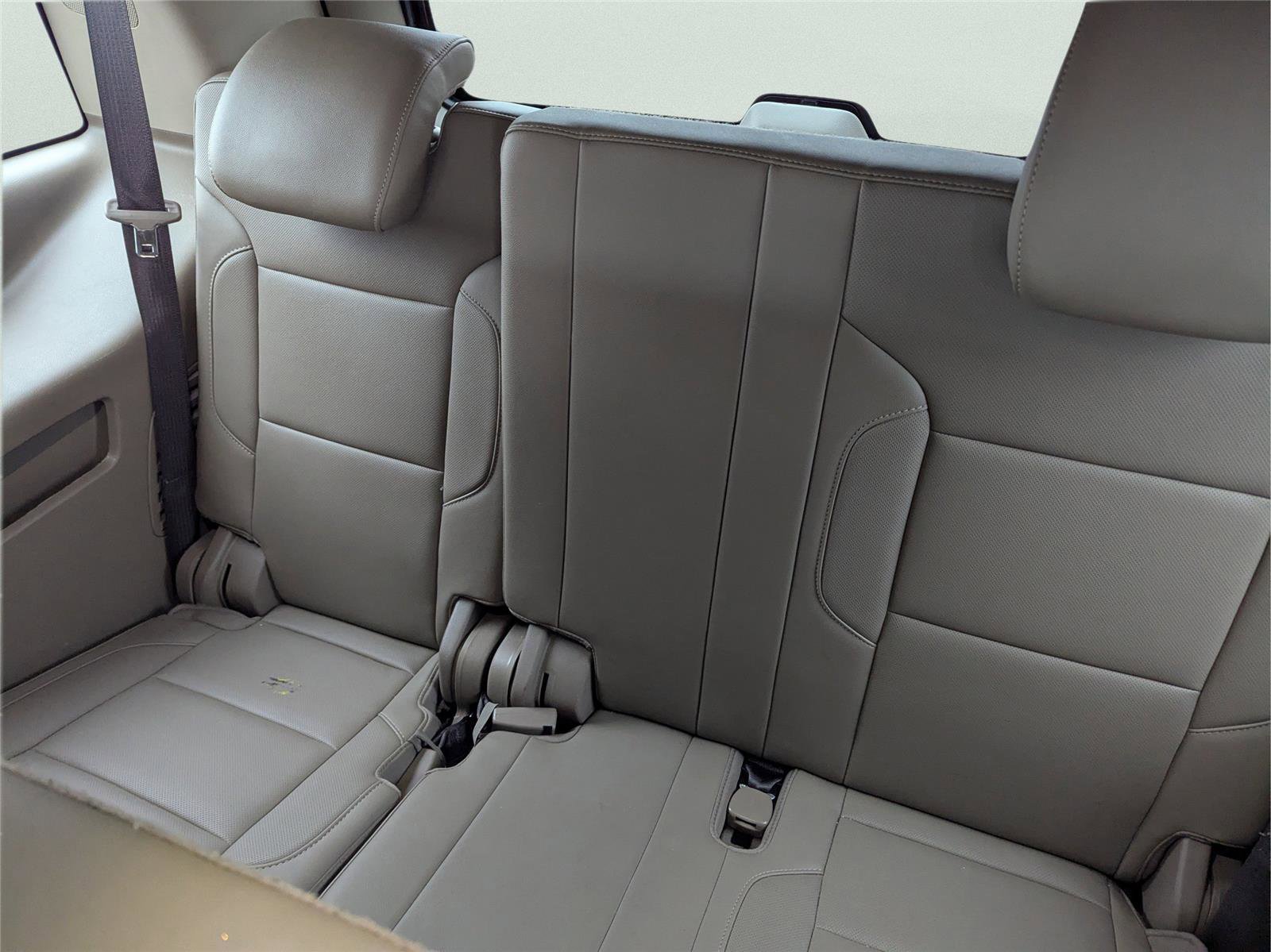 Used 2018 GMC Yukon SLT w/ Premium Edition image 15