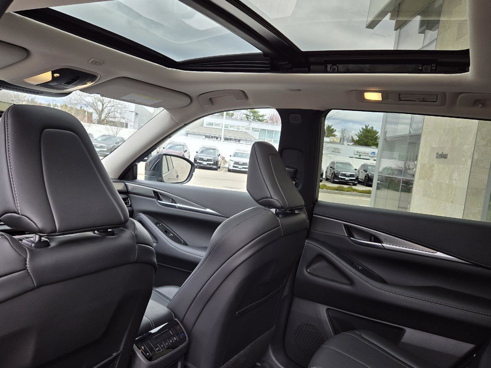 Certified 2026 INFINITI QX60 Pure w/ Cargo Package image 11