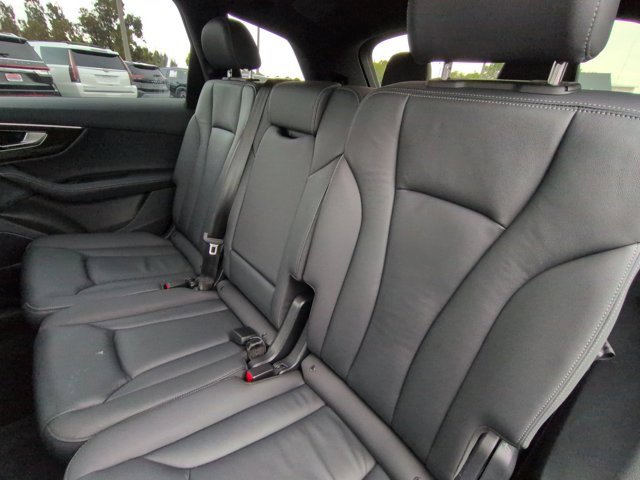 Used 2025 Audi Q7 3.0T Premium Plus image 15